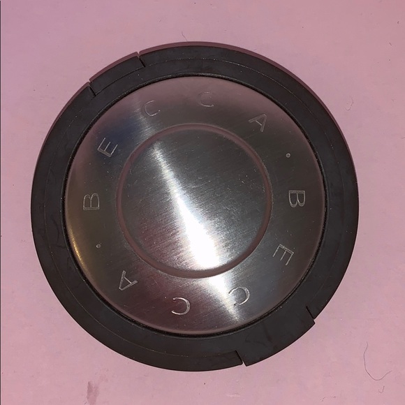 Becca highlight - Picture 1 of 2